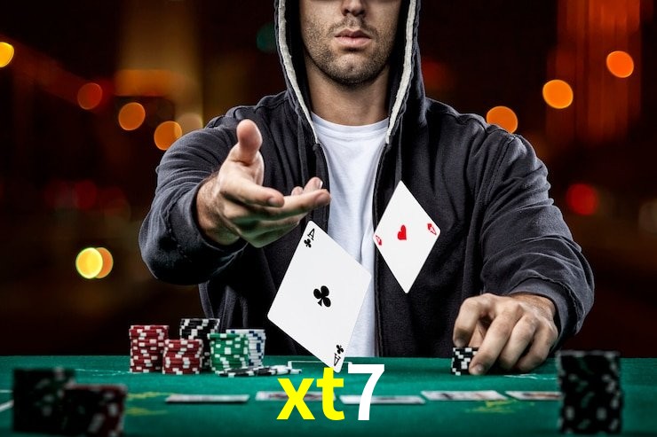 xt7.com